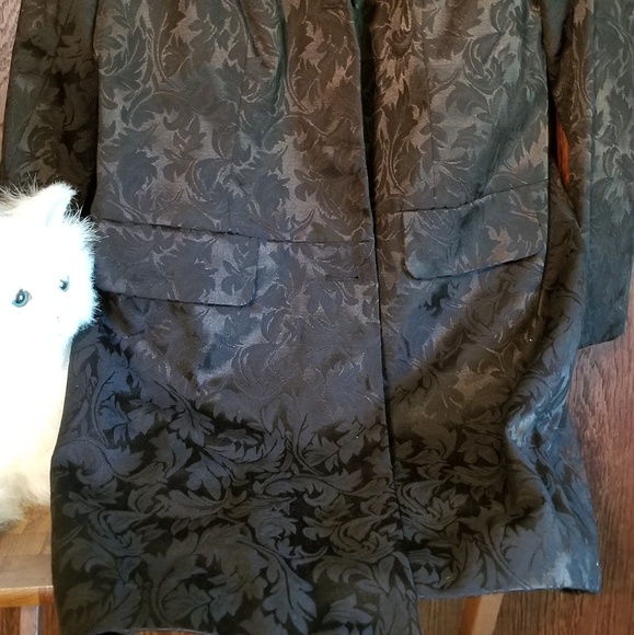 George women's plus brocade black long jacket - Picture 2 of 5